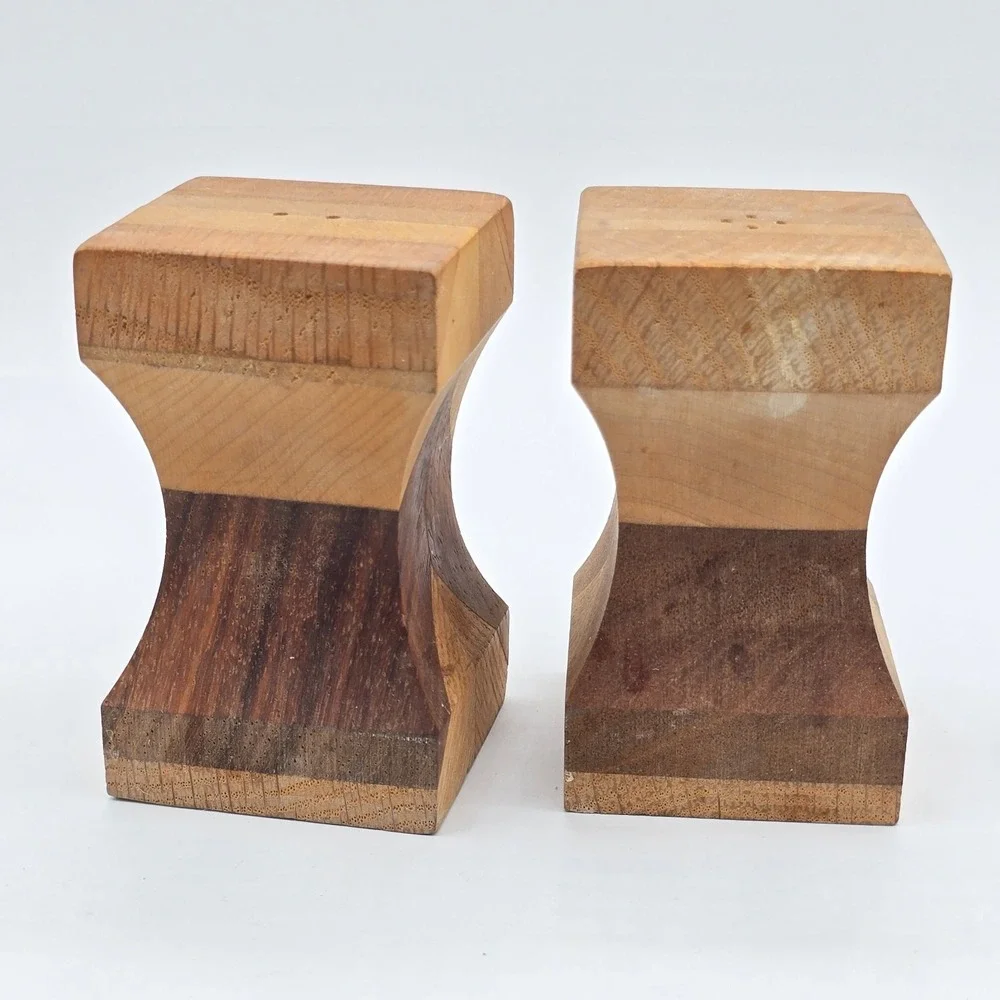 Vtg Wooden Salt &‎ Pepper Shakers MCM Mixed Woods Arrow Pattern Wood